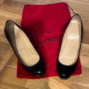 Christian Louboutin Simple patent pumps size 5